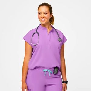 FIGS lilac dawn Scrub top medium